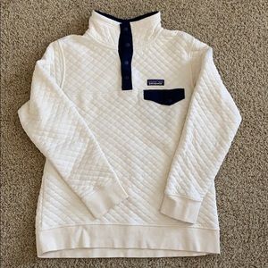 Cream Patagonia quilted quarter snap